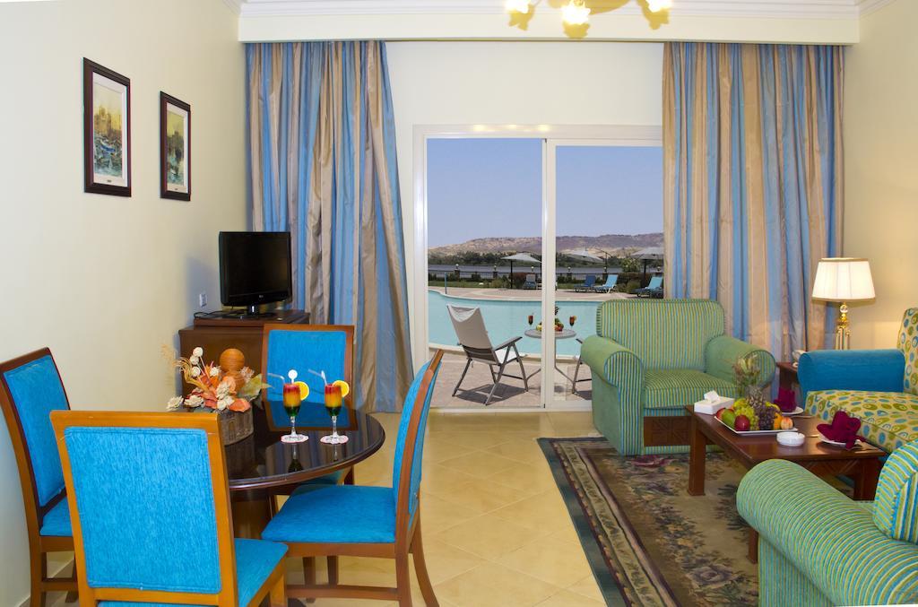 Tolip Aswan Hotel Buitenkant foto